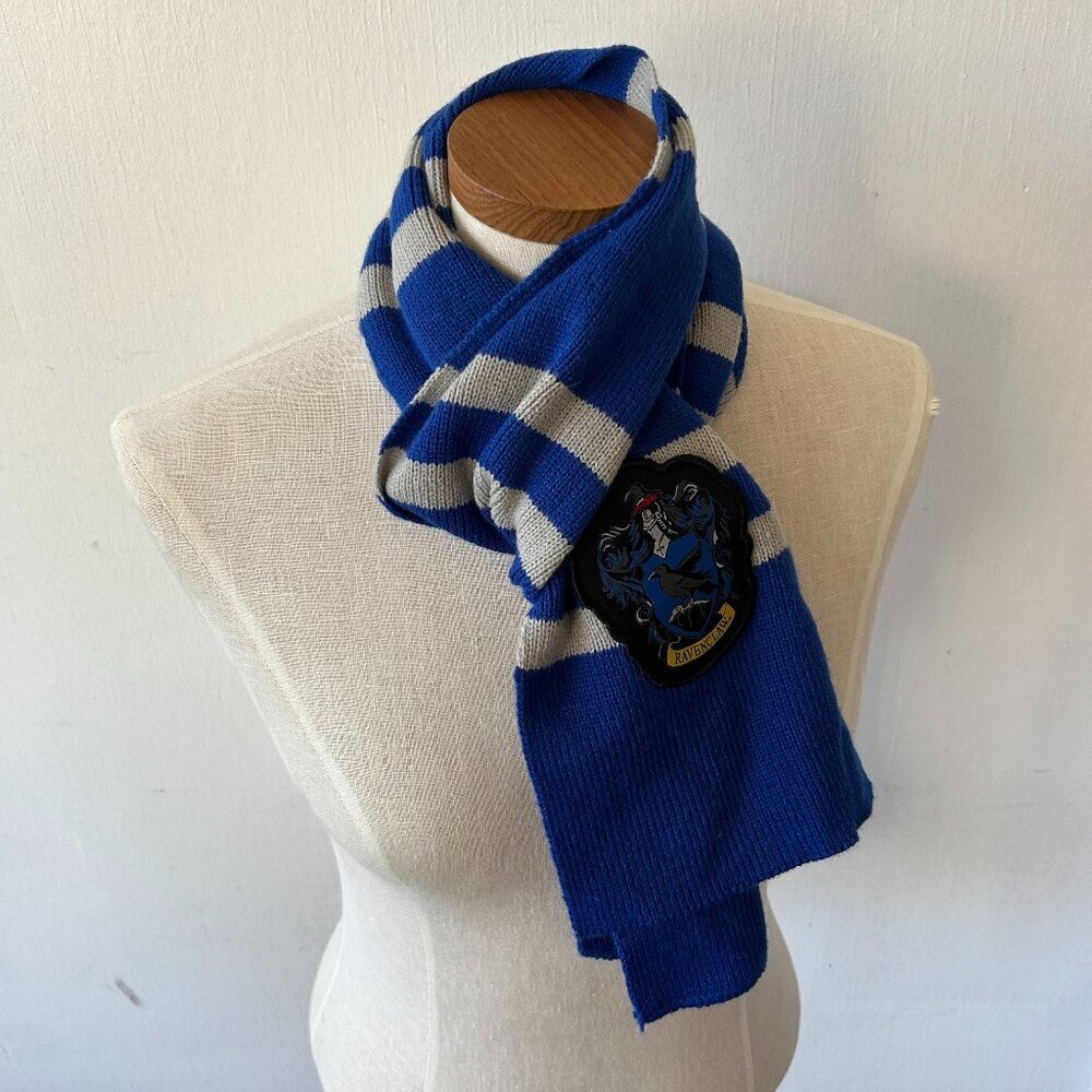Wizarding World of Harry Potter Ravenclaw Scarf Rectangle Blue Striped‎